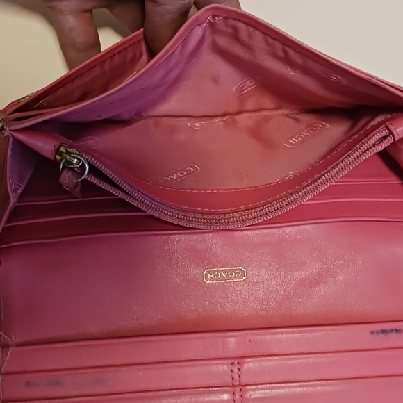 COACH Genuine Leather Wallet - Picture 10 of 10